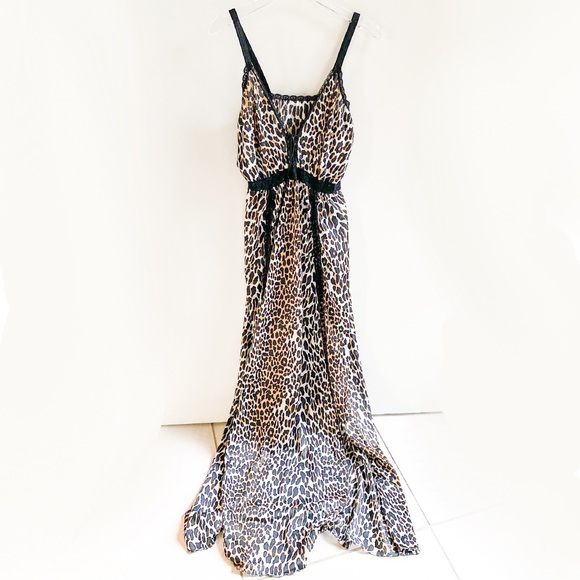 Darling Other - Vintage Slip Chemise Tiger Print Nylon 1970’s vintage nightgown night dress